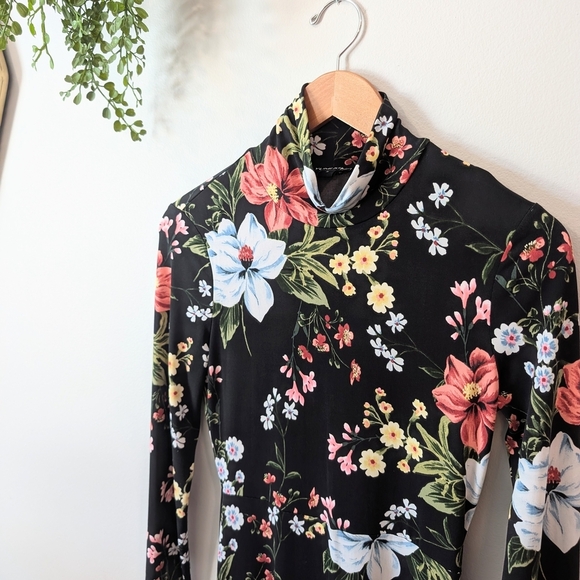 Yumi Kim Black and Pink Floral Long Sleeve Sheath Dress - Picture 2 of 7